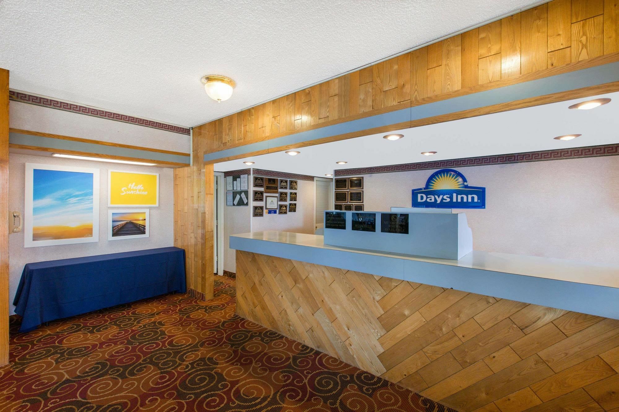 Americas Best Value Inn St. Joseph At I-29 Exteriér fotografie